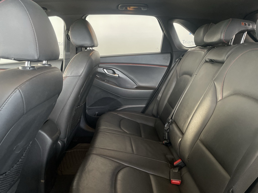 Thumbnail: 2018 Hyundai Elantra - 17