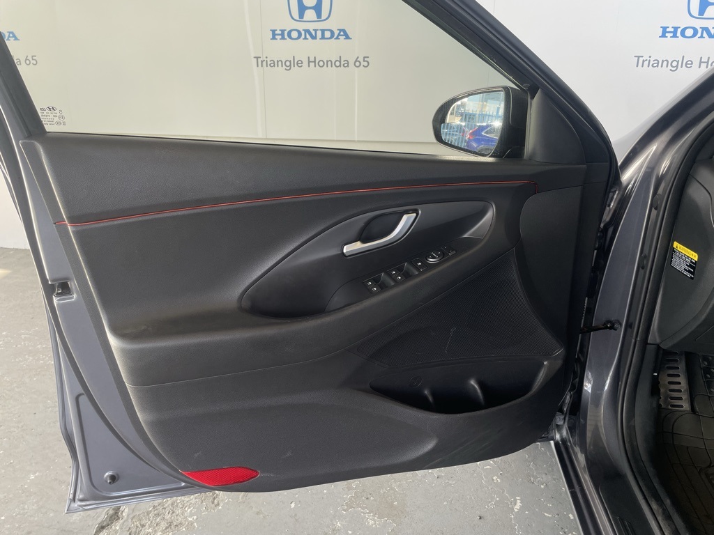 Thumbnail: 2018 Hyundai Elantra - 26