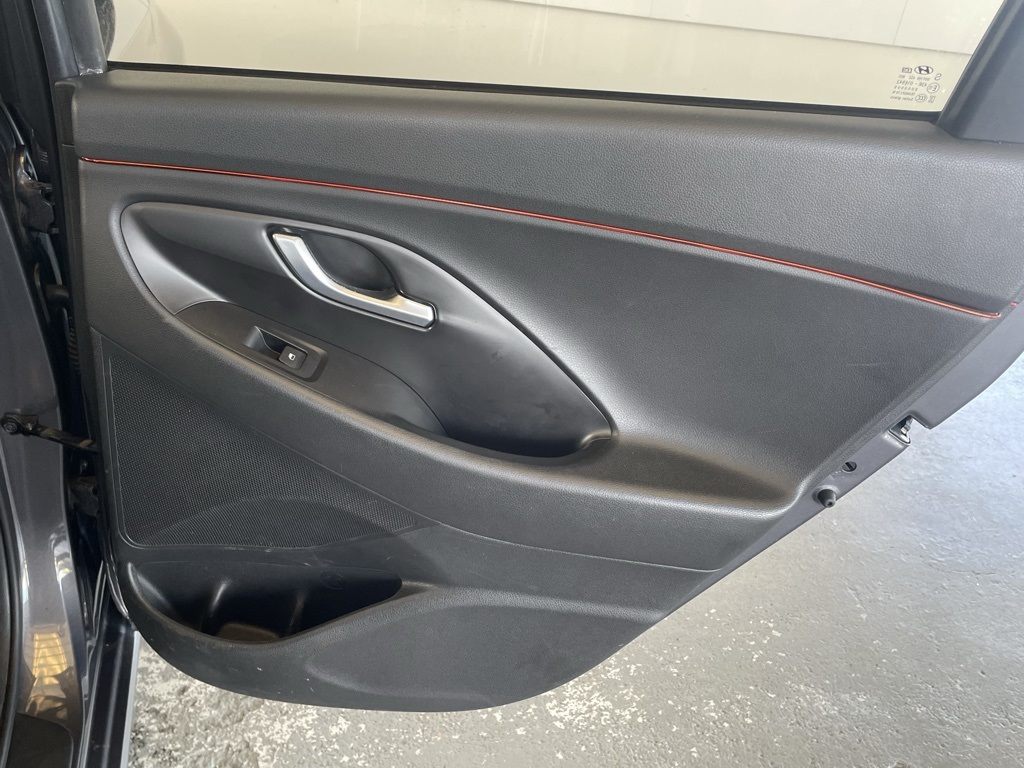 Thumbnail: 2018 Hyundai Elantra - 29