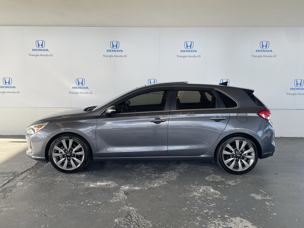 Thumbnail: 2018 Hyundai Elantra - 3