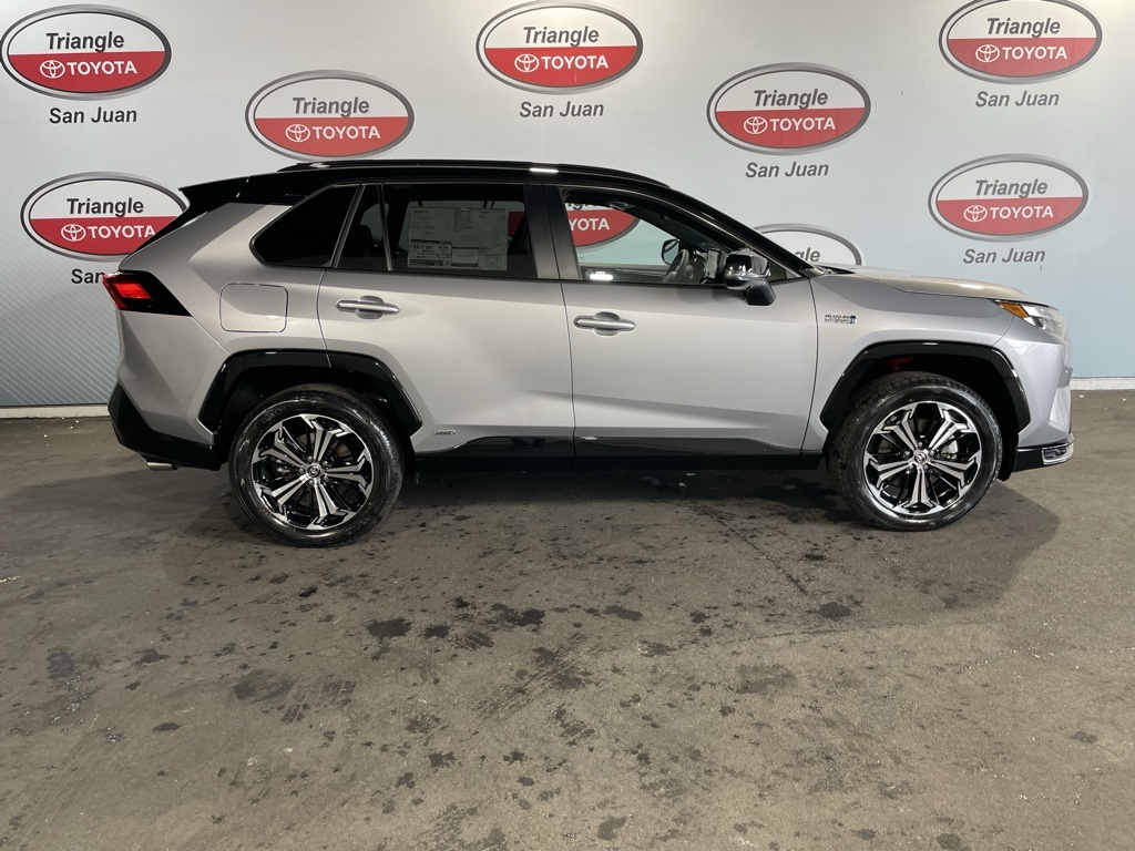 Thumbnail: 2025 Toyota RAV4 - 6