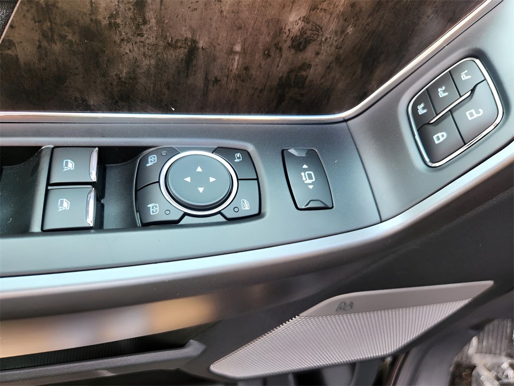 2025 Ford F-350SD