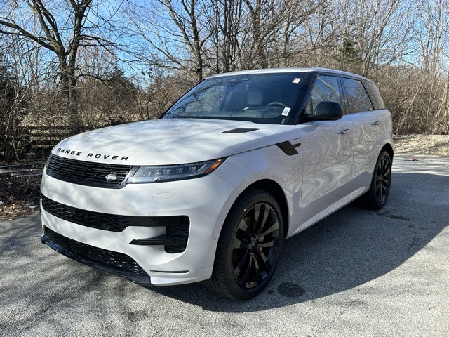 2026 Land Rover Range Rover Sport P400 Dynamic SE AWD