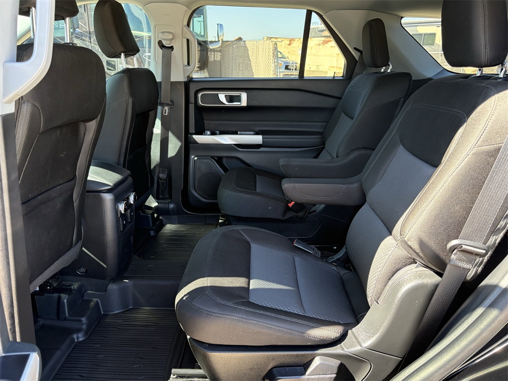 2024 Ford Explorer XLT Black at Tom Peacock Cadillac