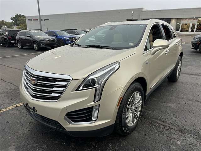 Used 2017 Cadillac XT5 Luxury with VIN 1GYKNDRS1HZ203096 for sale in Kansas City