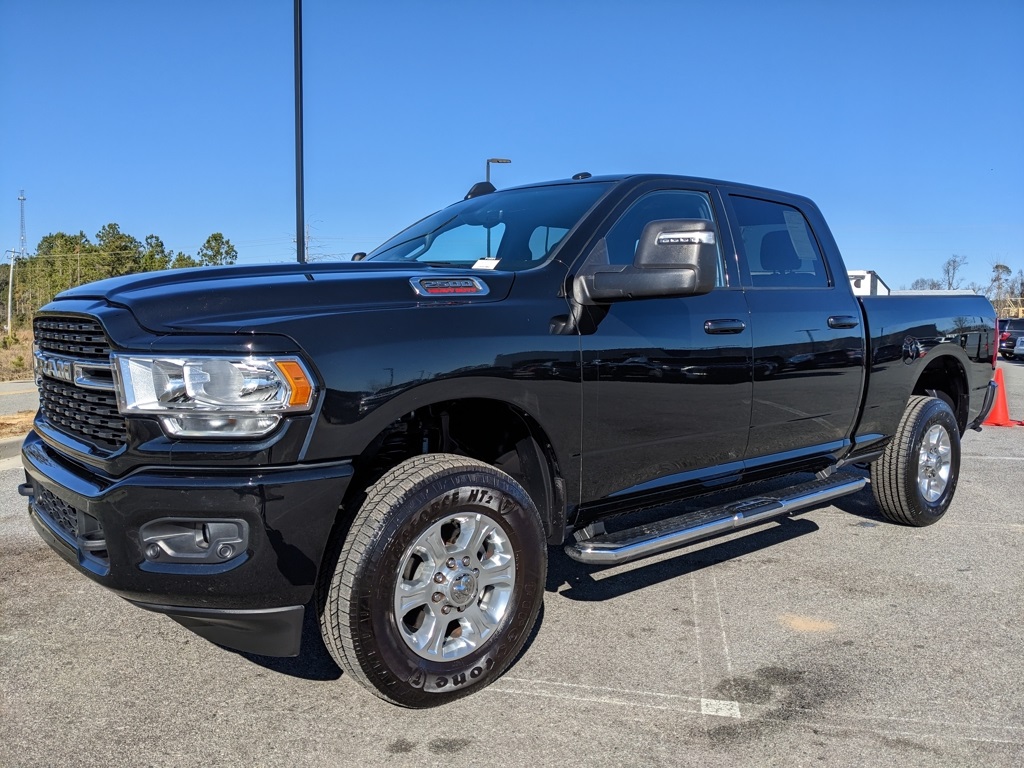2024 RAM 2500 Big Horn Crew Cab 4WD