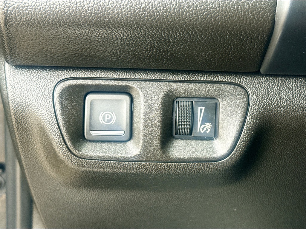 2022 GMC Acadia SLT Black at AutoSavvy Houston Southwest