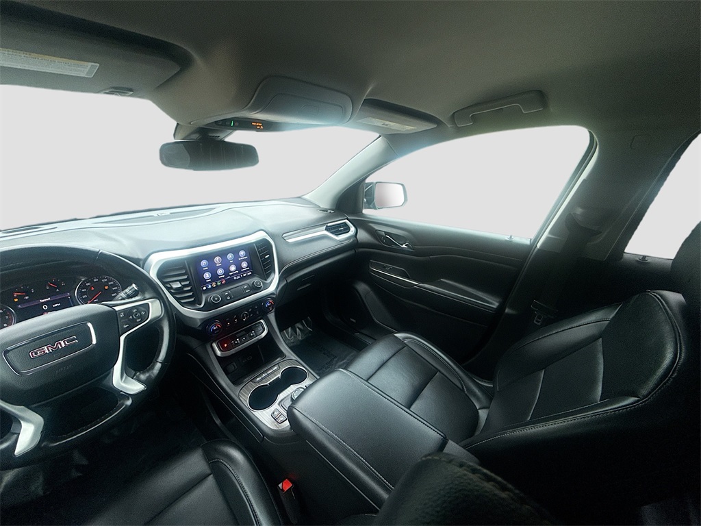 2022 GMC Acadia SLT Black at AutoSavvy Houston Southwest