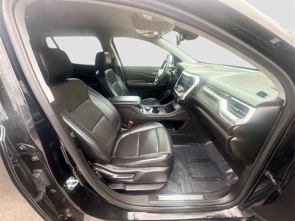 2022 GMC Acadia SLT Black at AutoSavvy Houston Southwest