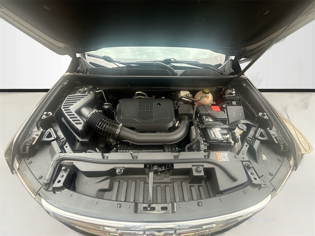 2022 GMC Acadia SLT Black at AutoSavvy Houston Southwest