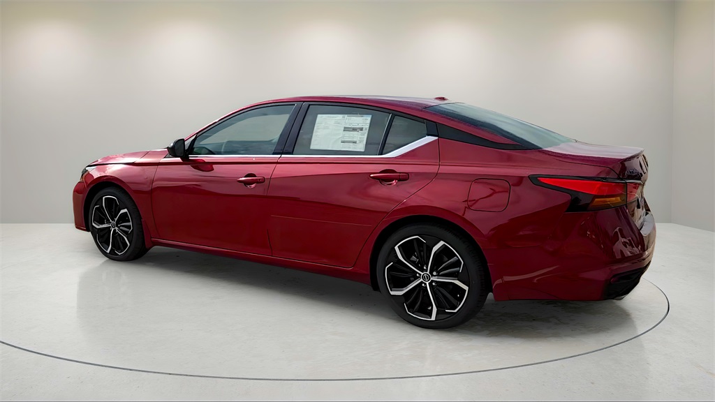 2025 Nissan Altima