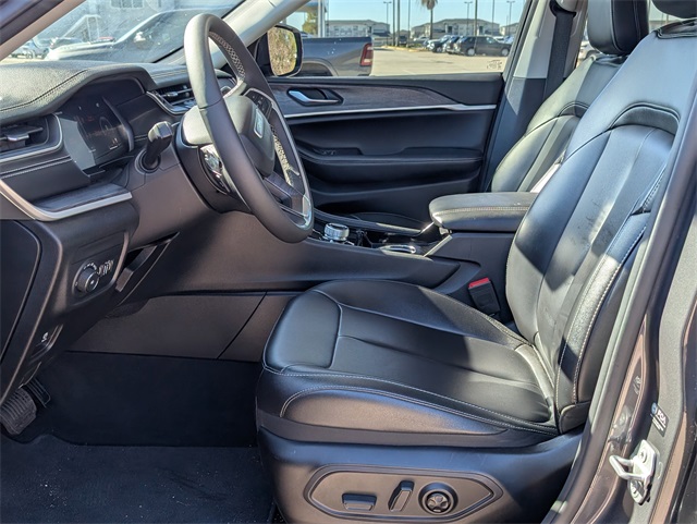 2023 Jeep Grand Cherokee Limited - 11