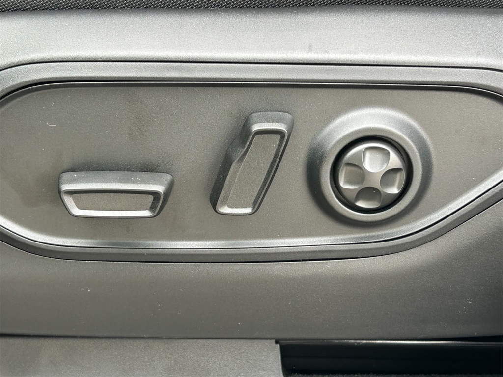 New Car 2025 Jeep Grand Cherokee  Laredo For Sale Under $35,000 In San Marcos, Texas