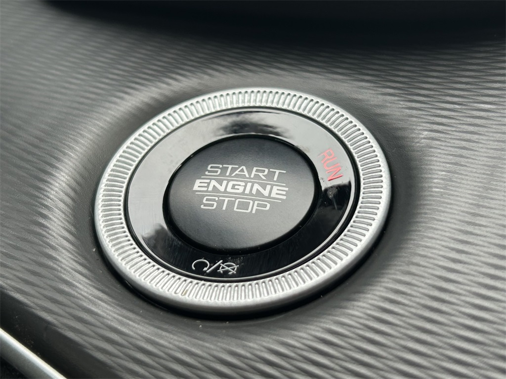 New Car 2025 Jeep Grand Cherokee  Laredo For Sale Under $35,000 In San Marcos, Texas