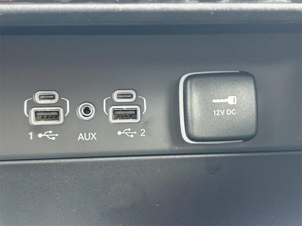 New Car 2025 Jeep Grand Cherokee  Laredo For Sale Under $35,000 In San Marcos, Texas