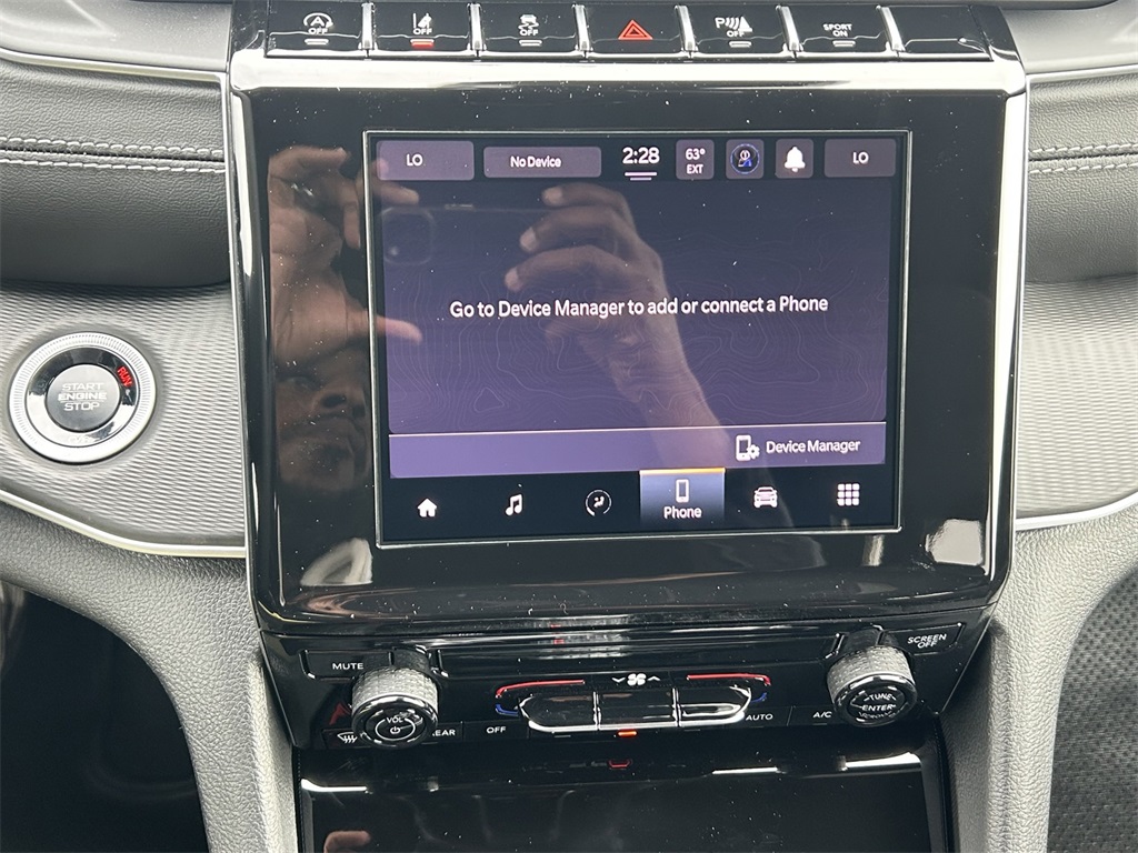 New Car 2025 Jeep Grand Cherokee  Laredo For Sale Under $35,000 In San Marcos, Texas