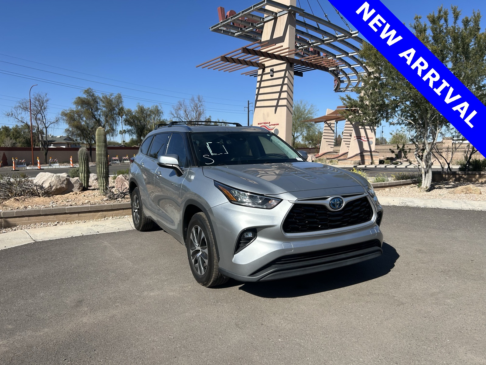 2020 Toyota Highlander Hybrid XLE