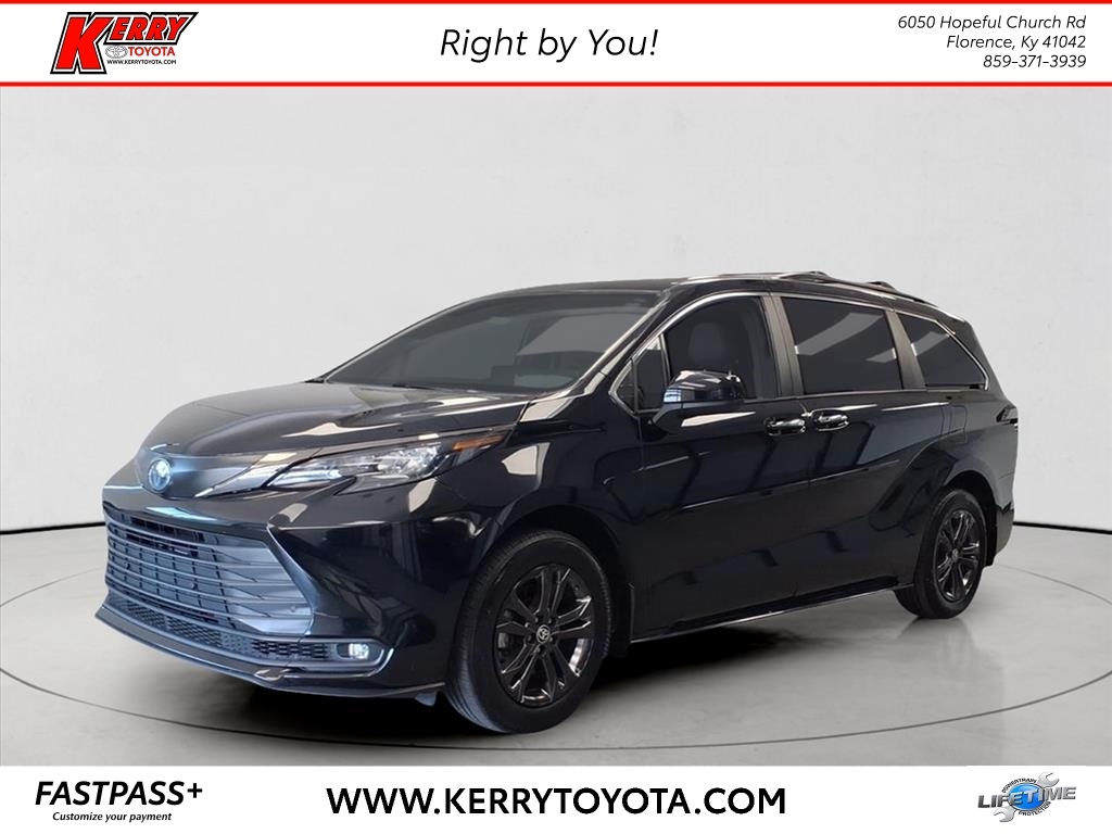 2024 Toyota Sienna Woodland Edition 7-Passenger AWD