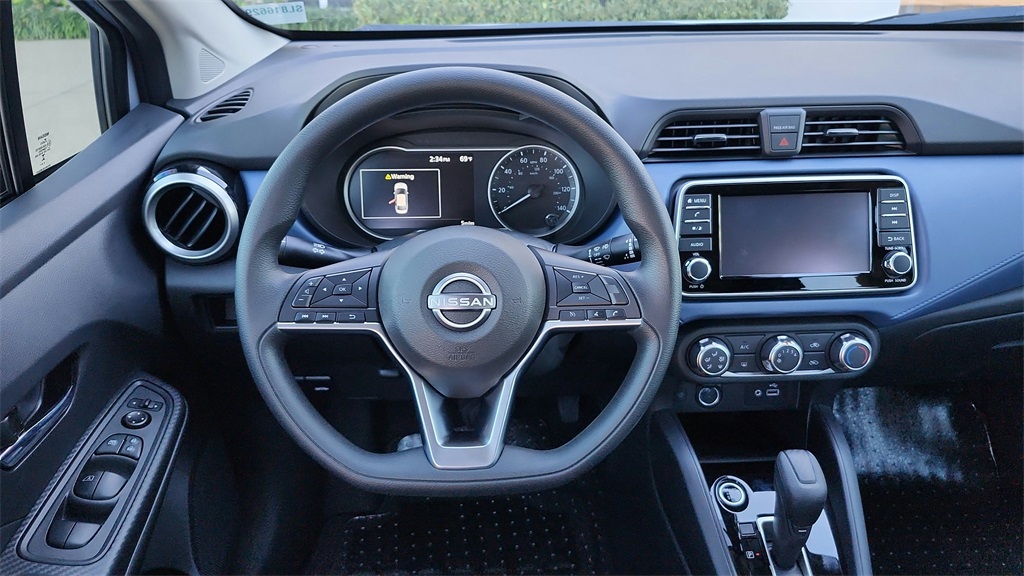 2025 Nissan Versa