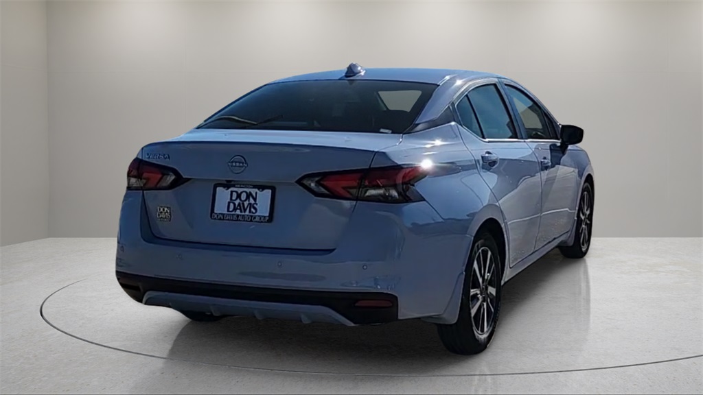 2025 Nissan Versa