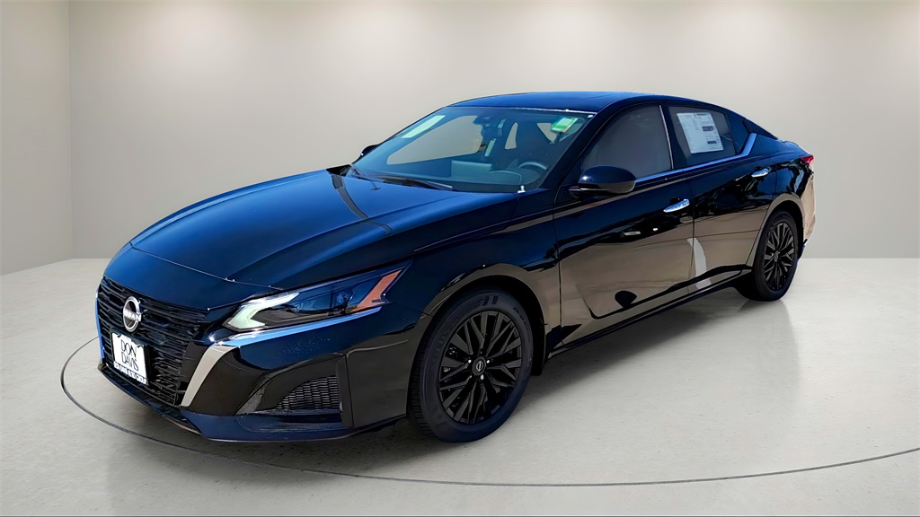 2025 Nissan Altima
