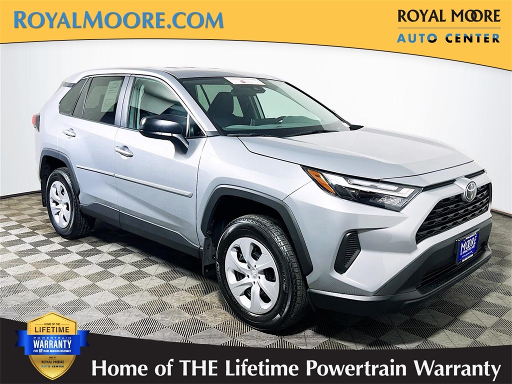 2025 Toyota RAV4 LE AWD