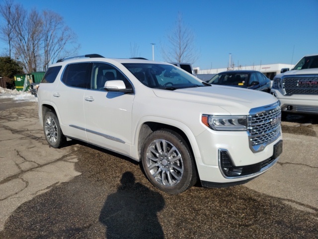 2023 GMC Acadia Denali AWD