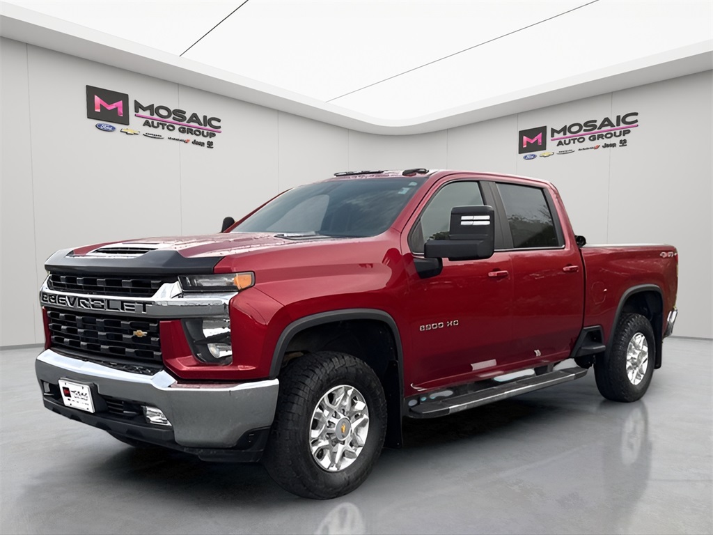 2022 Chevrolet Silverado 2500HD LT photo 3