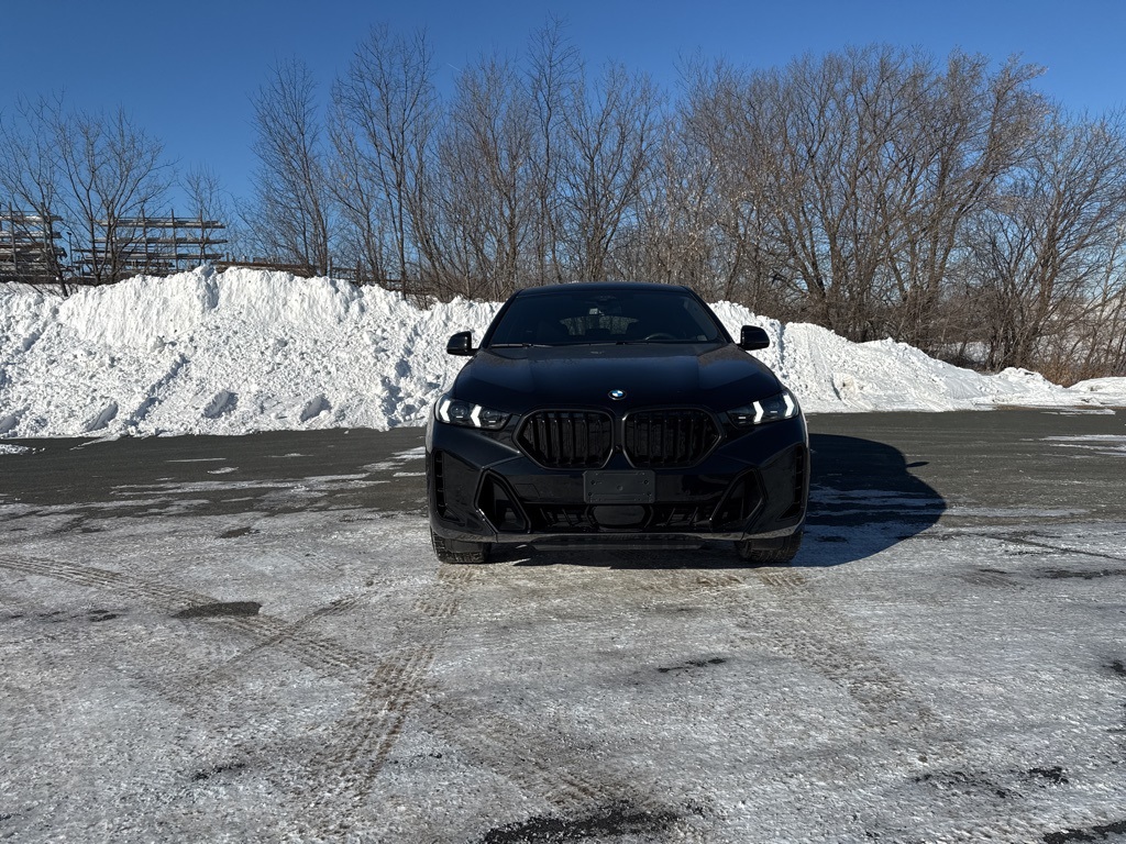 Used 2024 BMW X6 40i with VIN 5UX33EX0XR9V38882 for sale in Zumbrota, Minnesota