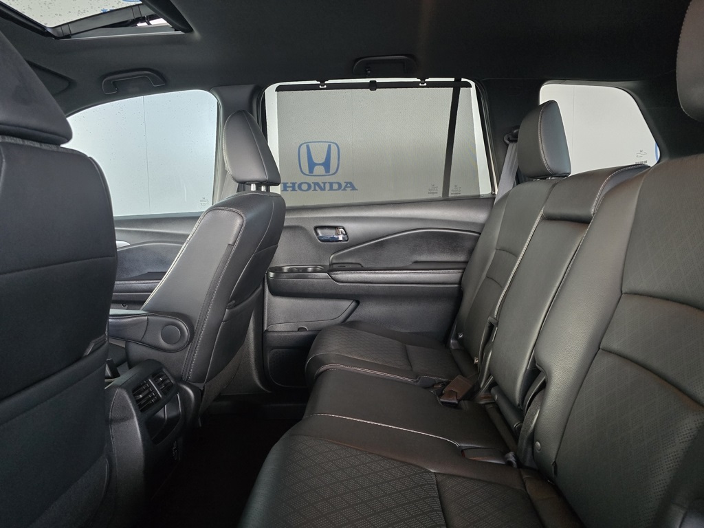 Thumbnail: 2021 Honda Passport - 17