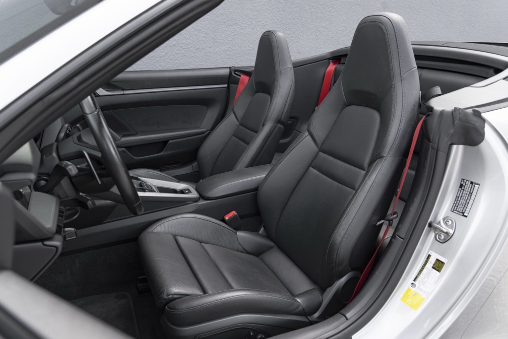 2021 Porsche 911  - Photo 3
