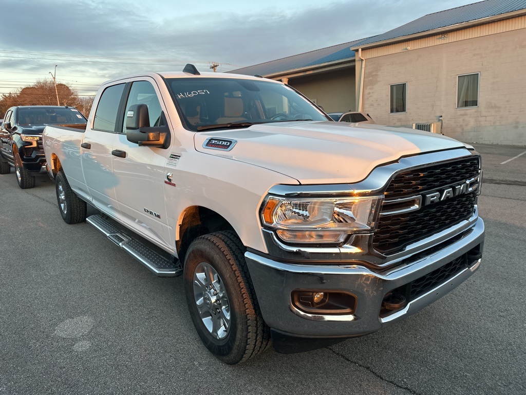 2024 RAM 3500 Big Horn Crew Cab LB 4WD
