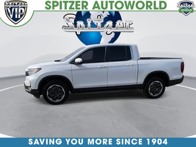 View vehicle photo 6