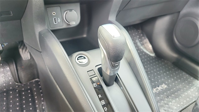 2025 Nissan Kicks Play