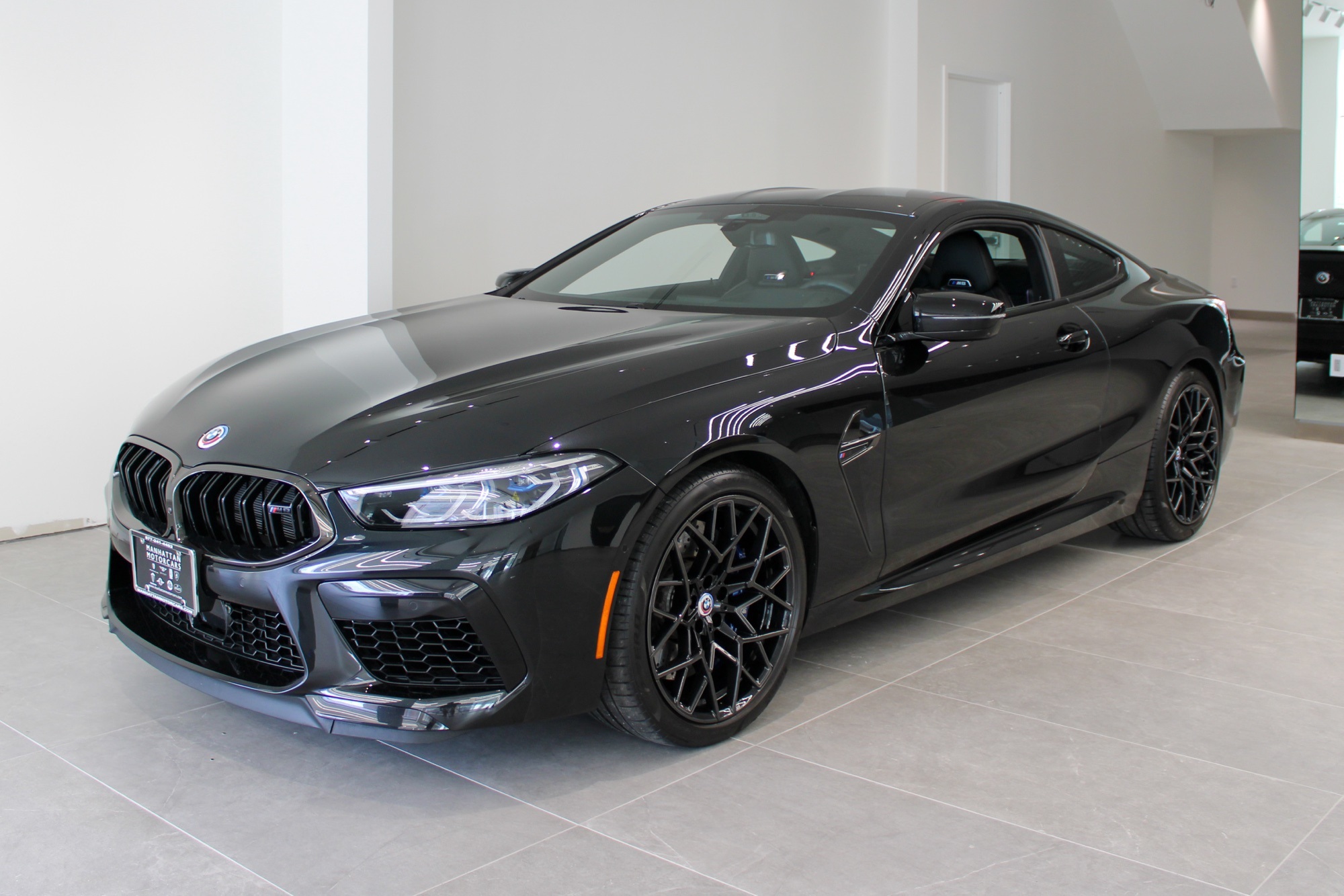 /2022 BMW M8-Coupe