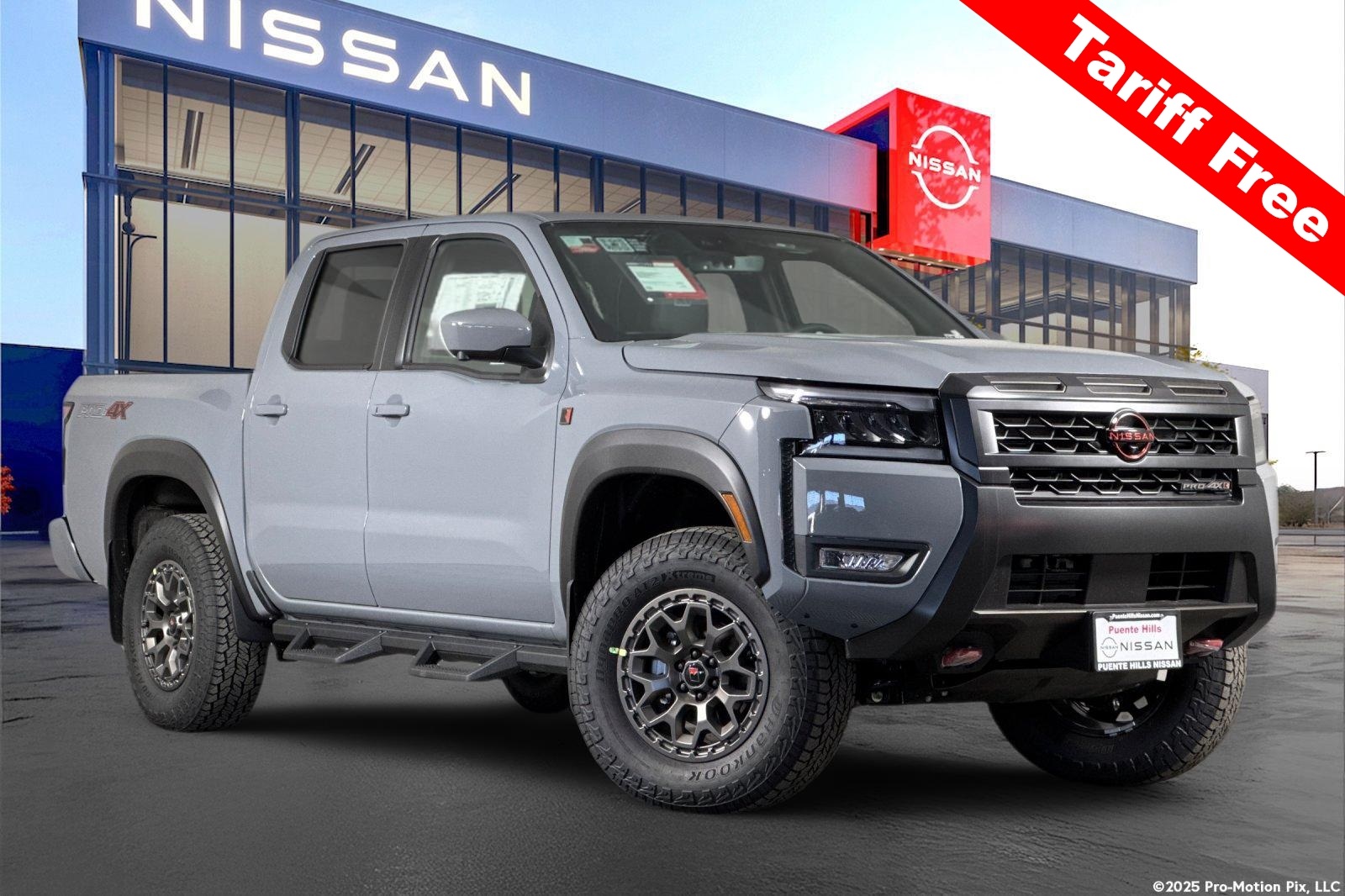 2026 Nissan Frontier PRO-4X's photo