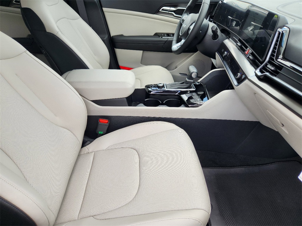 2025 Kia Sportage EX - 9