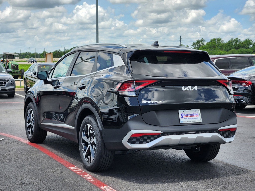 2025 Kia Sportage EX - 3