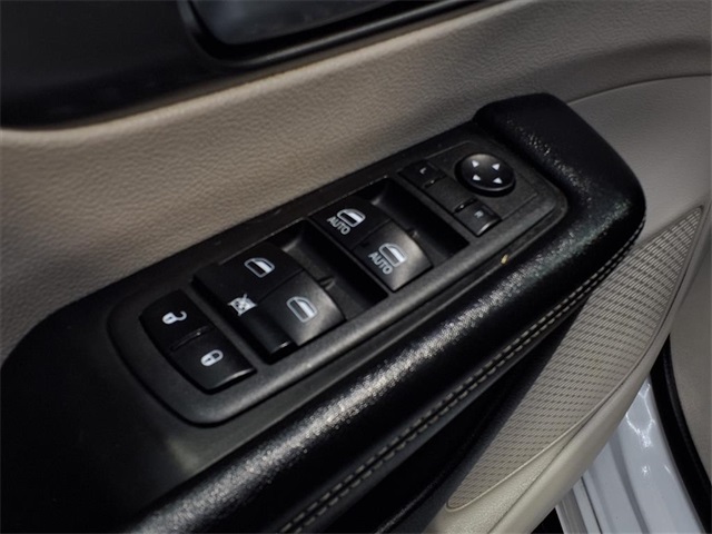 2022 Chrysler Pacifica Touring L White at Mac Haik CDJR North Houston