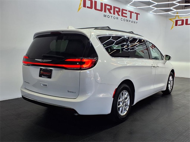 2022 Chrysler Pacifica Touring L - 1