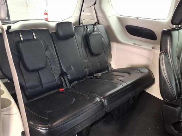 2022 Chrysler Pacifica Touring L White at Mac Haik CDJR North Houston