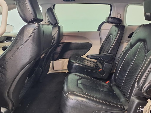 2022 Chrysler Pacifica Touring L White at Mac Haik CDJR North Houston