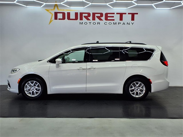 2022 Chrysler Pacifica Touring L - 4