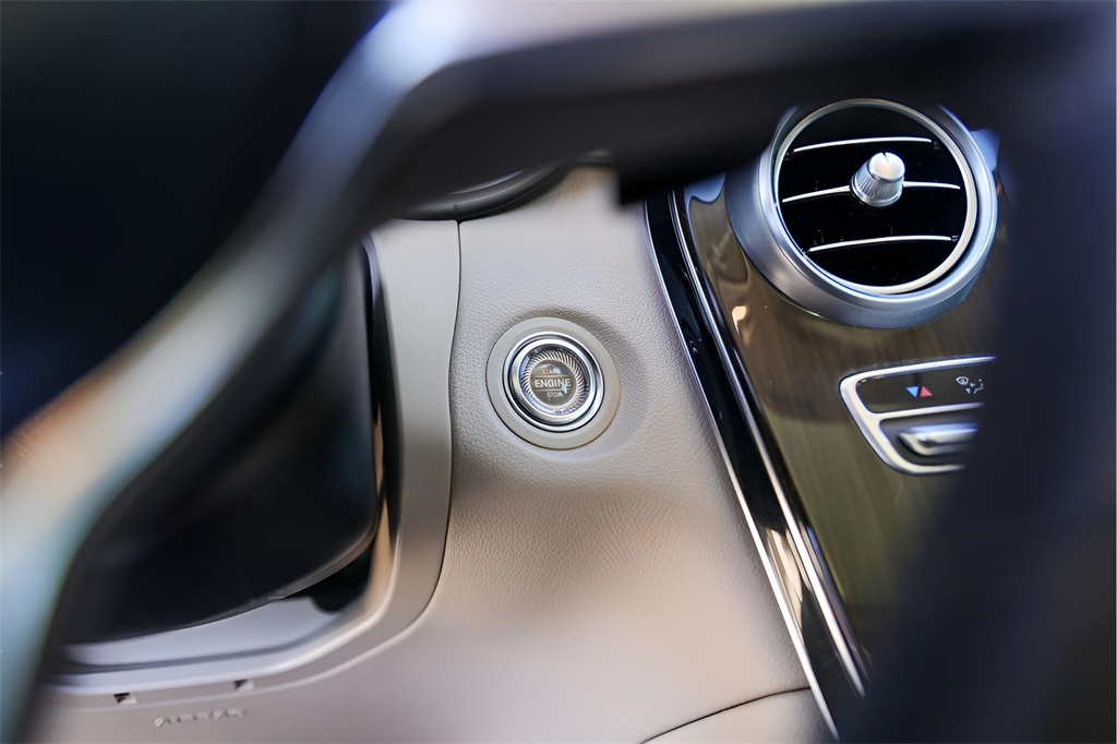 Used Car 2021 Mercedes-benz Glc  Glc 300 For Sale Under $25,000 In Austin, Texas