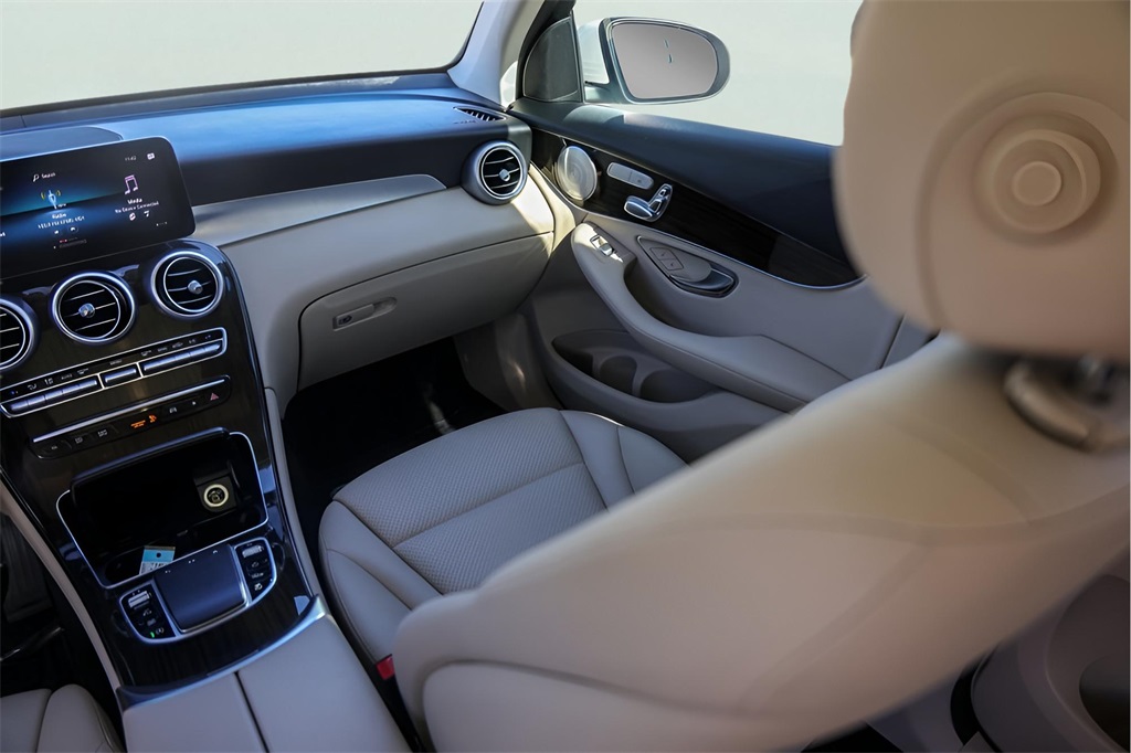 Used Car 2021 Mercedes-benz Glc  Glc 300 For Sale Under $25,000 In Austin, Texas