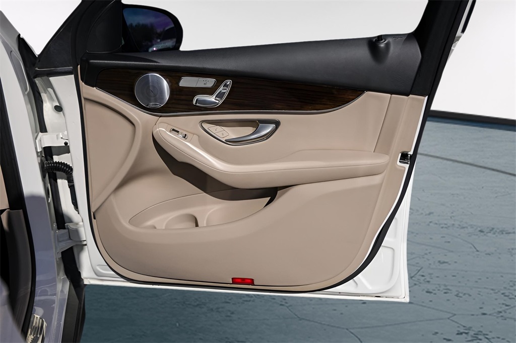 Used Car 2021 Mercedes-benz Glc  Glc 300 For Sale Under $25,000 In Austin, Texas