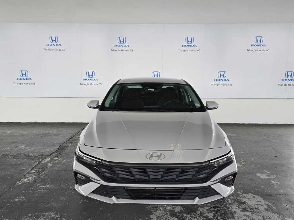 Thumbnail: 2024 Hyundai Elantra - 2