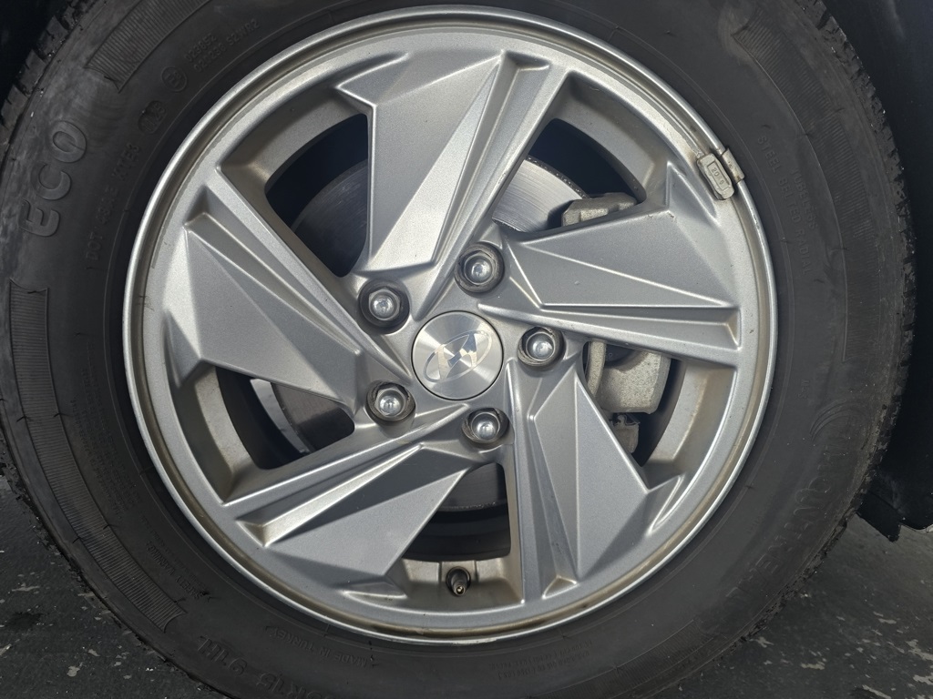 Thumbnail: 2024 Hyundai Elantra - 26