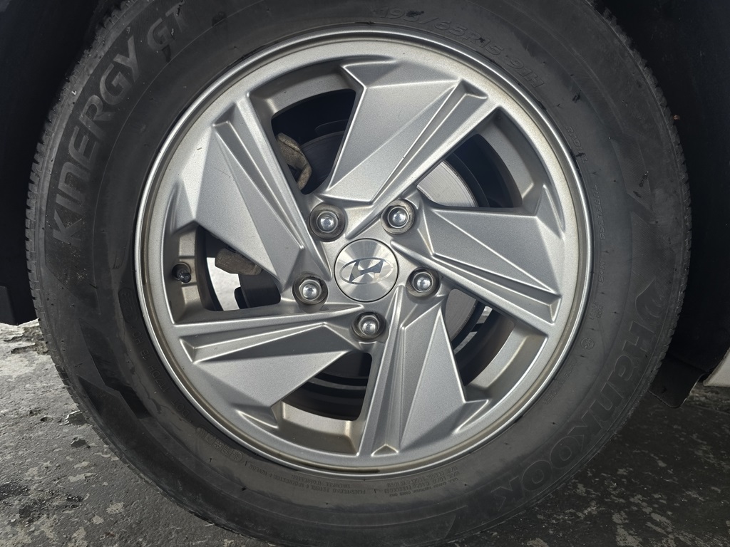 Thumbnail: 2024 Hyundai Elantra - 27