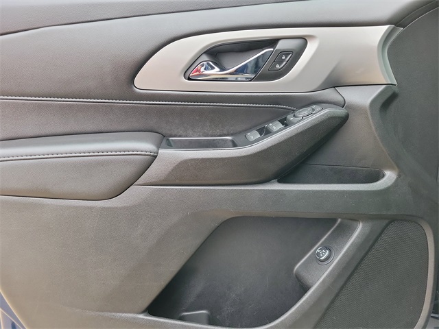 2022 Chevrolet Traverse LT Blue at AutoSavvy Houston Southwest